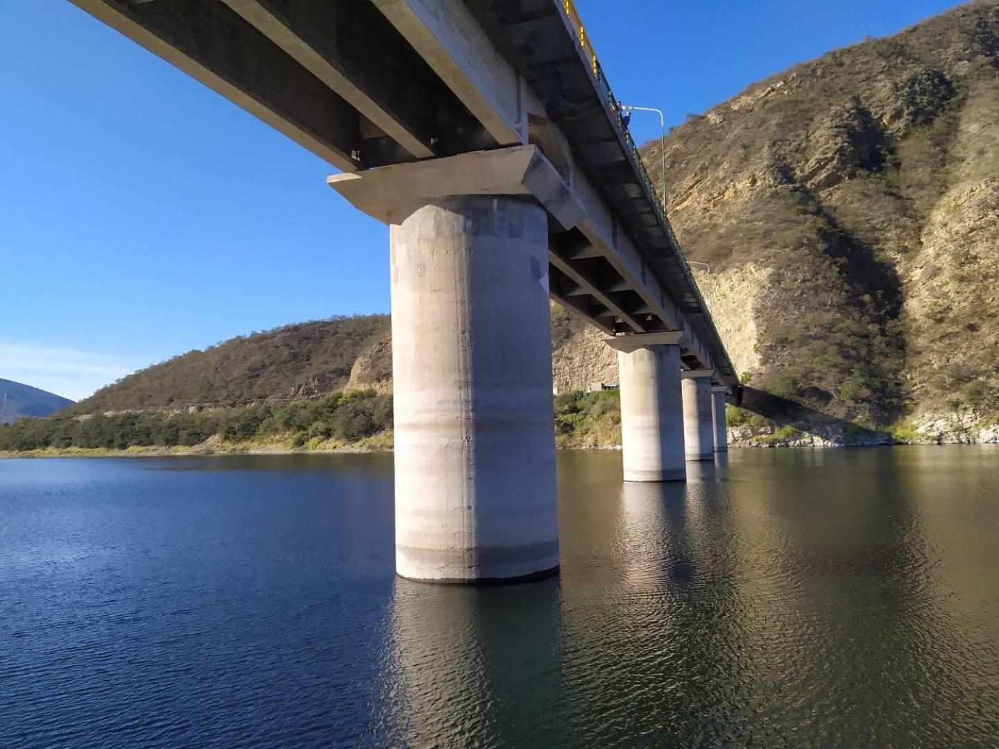 Terrazas Del Lago Cabra Corral Eksteriør billede